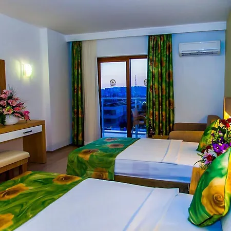 Eftalia Splash فندق 5*