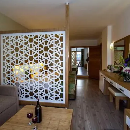 酒店 Eftalia Splash 5*